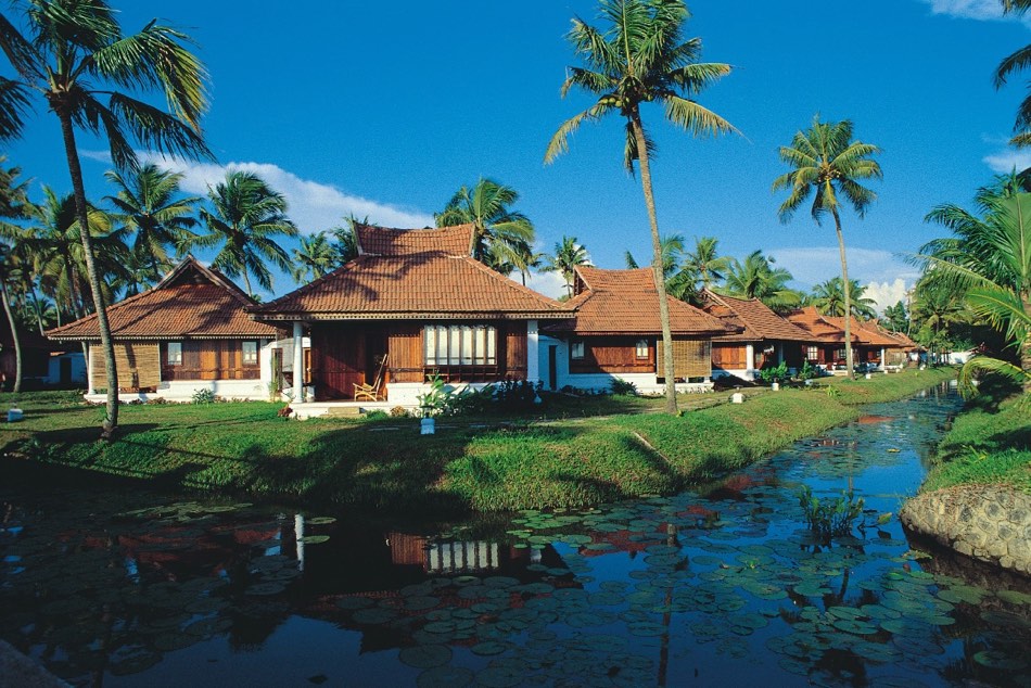 Impeccable Christmas Getaway Destination - Bloomingdale International